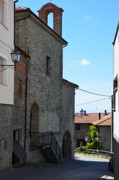 Il centro storico e le archittetture della Langa Astigiana