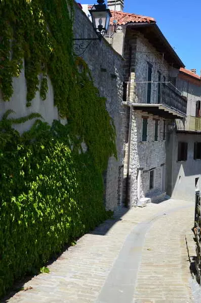 Il centro storico e le archittetture della Langa Astigiana