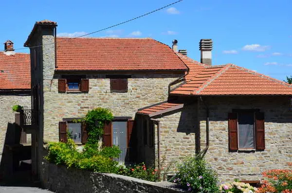 Il centro storico e le archittetture della Langa Astigiana