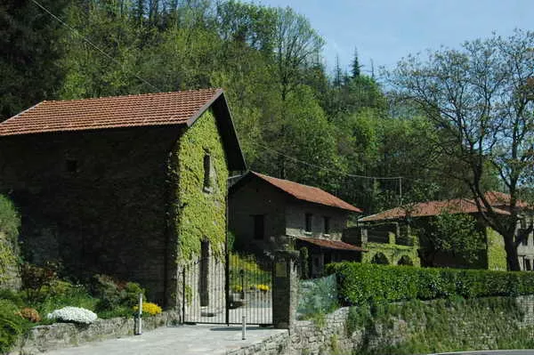 Il centro storico e le archittetture della Langa Astigiana